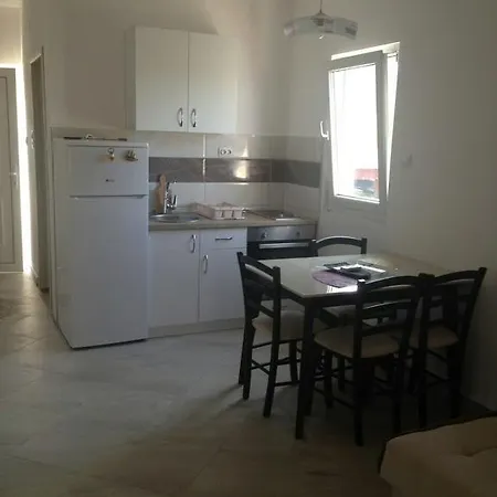 Apartmani Roganovic Luštica Exterior photo