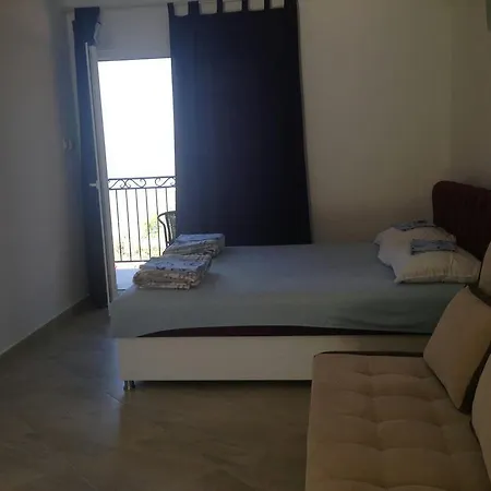 Apartmani Roganovic Luštica Exterior photo