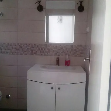 Apartmani Roganovic Luštica Exterior photo